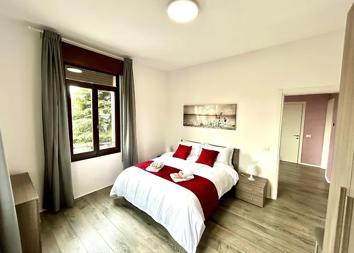 Lovely Bridge View Apartment Close To Padua City Center